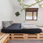 Apartma Vevce